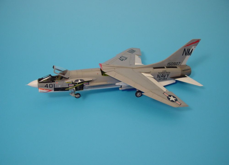 4180  F-8E Crusader detail set