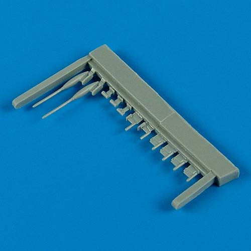 QB48486  MiG-23M Flogger B antennas