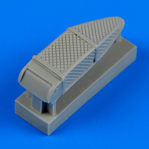 QB48588  IL-10 oil radiator