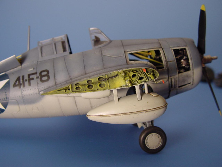 4053  F4F Wildcat wingfold set