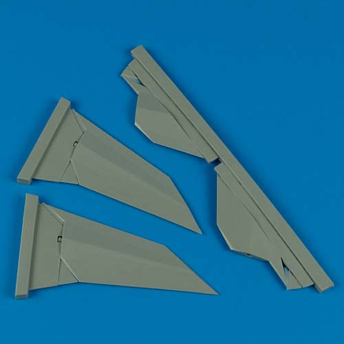 QB72275  F-117A Nighthawk vertical fin