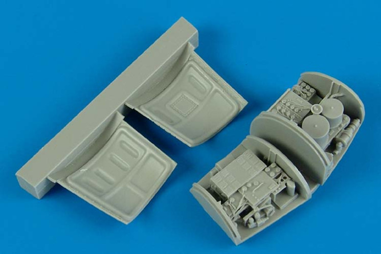 4530  F3H-2 Demon electronic bay