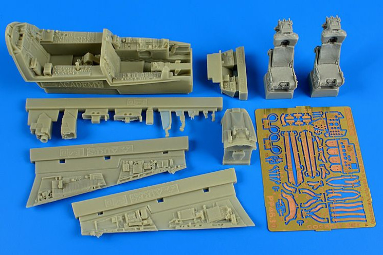 4630  F-4D Phantom II cockpit set - (early version)