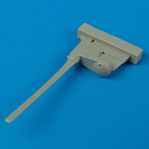 QB32047  Junkers Ju 87D D/F loop antenna - late