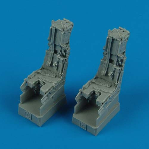 QB48287  F-14D Tomcat ejection seats with safety belts