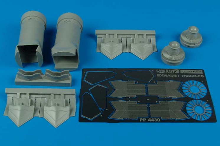 4430  F/A-22A Raptor exhaust nozzles