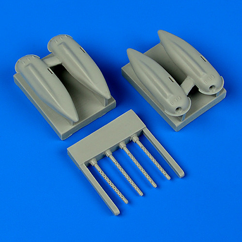 QB48692  B-25J Mitchell external gun packs