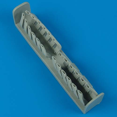 QB32051  Bf 110C/D exhaust