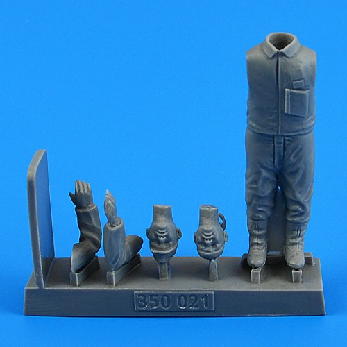 350021 Japanese WWII suicide sailor for the Japanese Suicide Craft Kaiten II