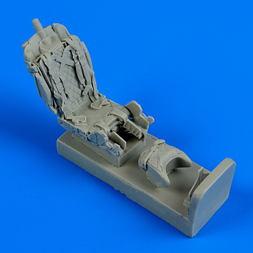 QB48596  MiG-23 Flogger ejection seat with safety belts