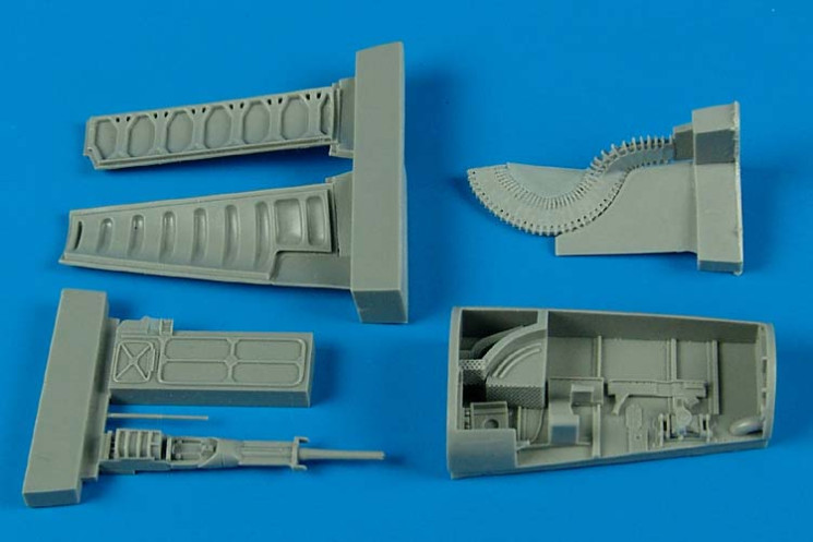 4536  F-5E Tiger II gun bay