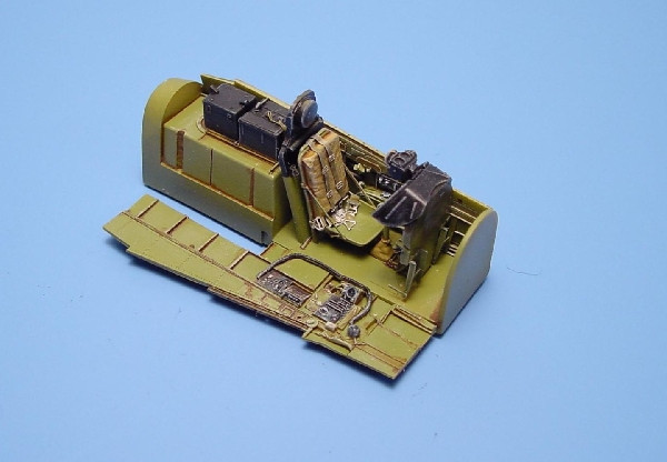 4072  P-51D Mustang cockpit set