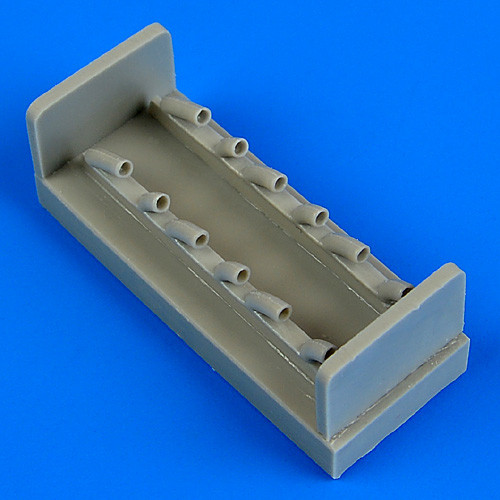 QB48699  Yak-3 exhaust