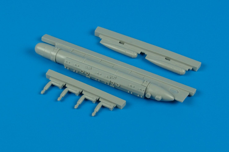 2047  AN/ALQ-188 Electronic Attack Training Pod