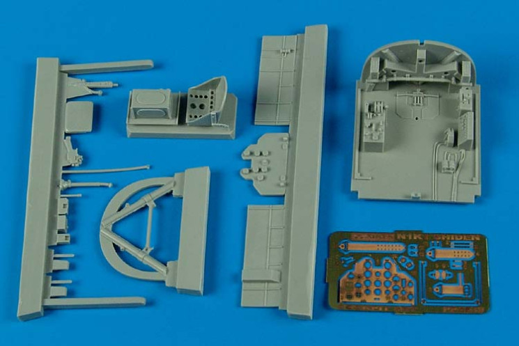 4539  N1K1 Shiden cockpit set