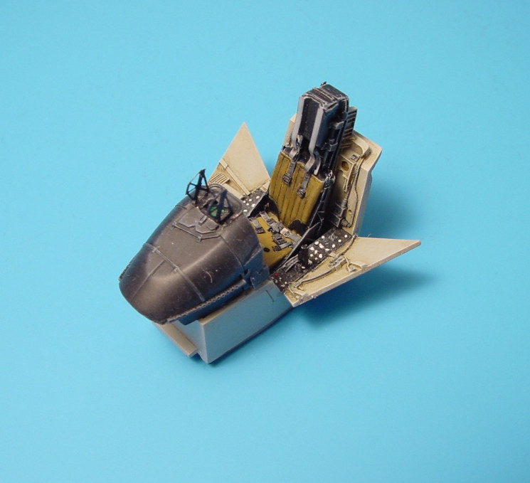4199  AV-8B Harrier II Plus cockpit set
