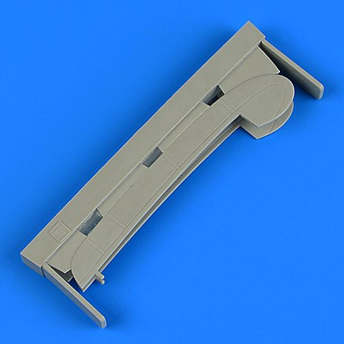 QB48810 Su-22M4 wing fences