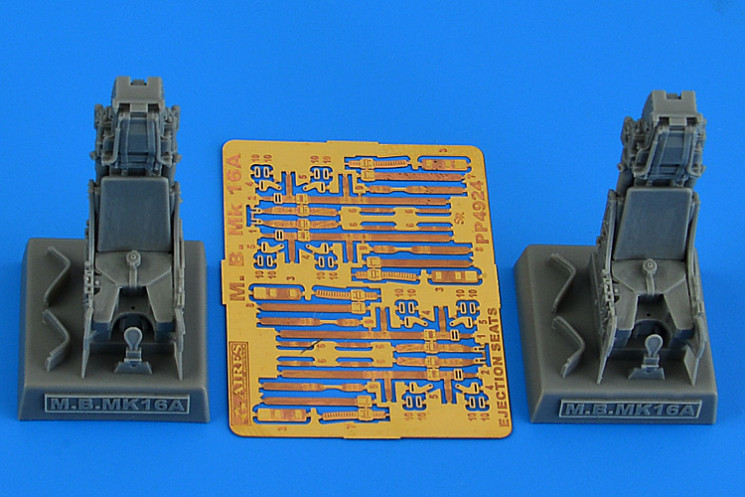 AIR4924 Катапультні крісла M.B. Mk 16A для Eurofighter 1/48