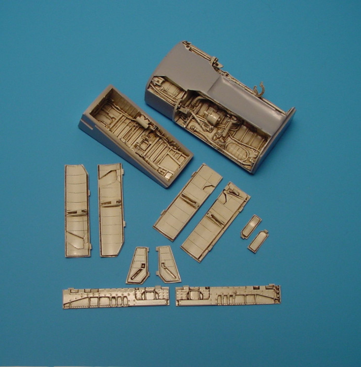4202  A-7 Corsair II wheel bays