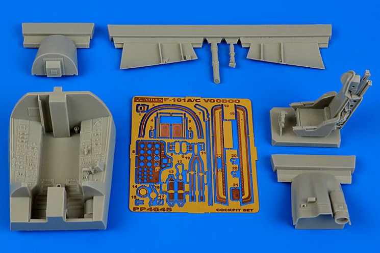 4645  F-101A/C Voodoo cockpit set