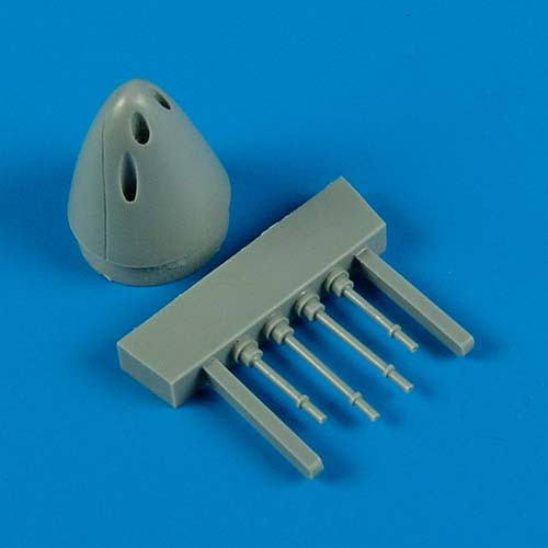 QB72393  F9F-2 Panther correct nose with gun barrels