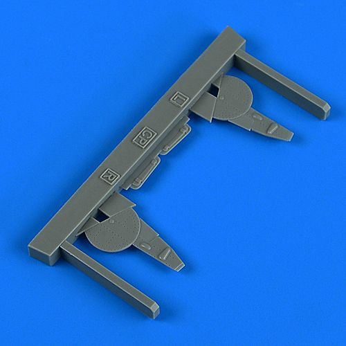 QB72660 Лa-5 крышки ниш шасси