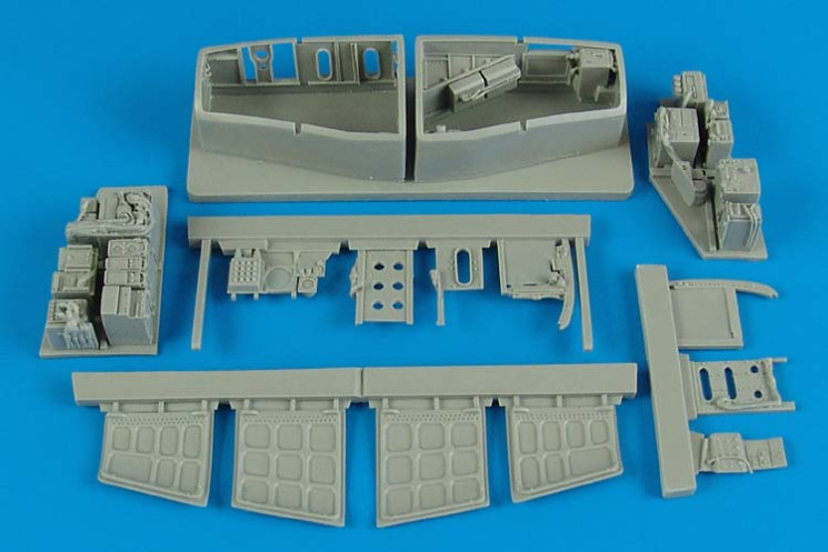 2157  Su-25K Frogfoot A electronic bays