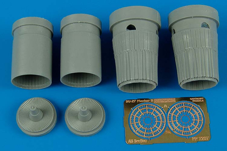 7207  Su-27 Flanker B exhaust nozzles