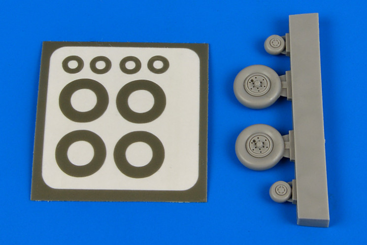 7307  Mi-2 Hoplite wheels & paint masks