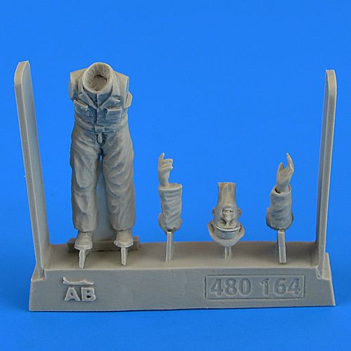 480164  German Mechanic Office WWII