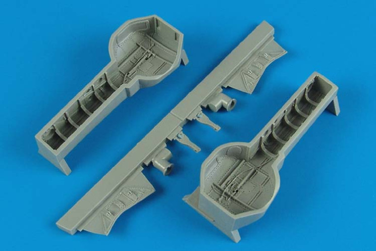 2160  A6M5 Zero Fighter wheel bays
