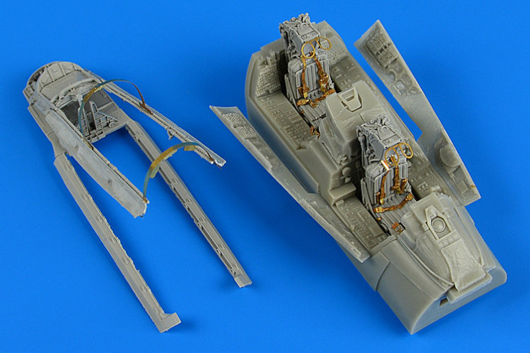 4715 F-14A Tomcat Кабина