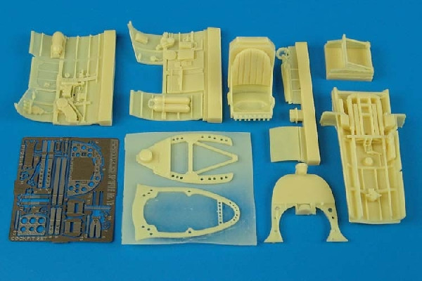 2061  Spitfire Mk. V cockpit set