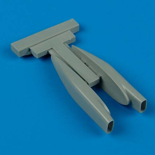QB32068  F-105 Thunderchief air intake