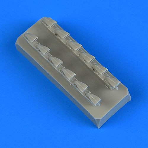 QB48821 Bf 109 G-6 Выхлопные патрубки