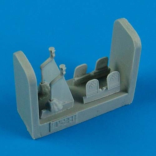 QB48513  T-28 Trojan control lever and rudder pedals