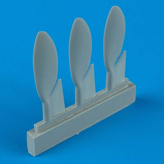 QB72077  Fw 190A-8 propeller large type