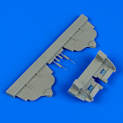 QB32173  Arado Ar 196 float rudders
