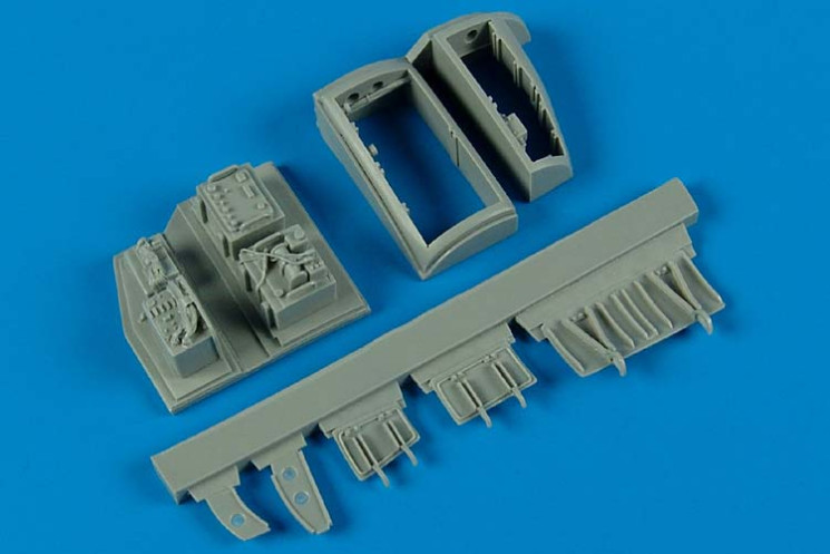 2166  A-4E/F Skyhawk electronic bays