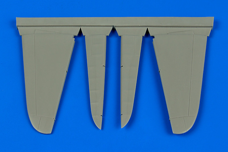 4656  A6M Zero control surfaces