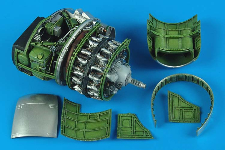 2167  P-47D Thunderbolt engine set