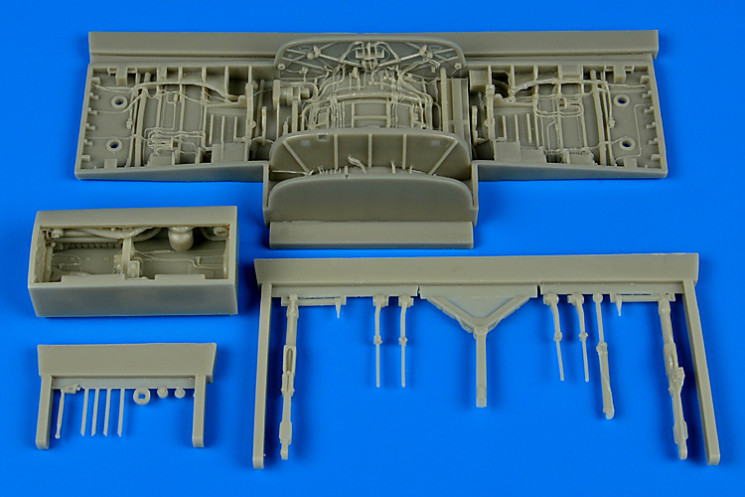 4657  F-106A Delta Dart wheel bay