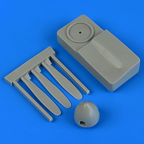 QB48718  La-7 propeller w/tool