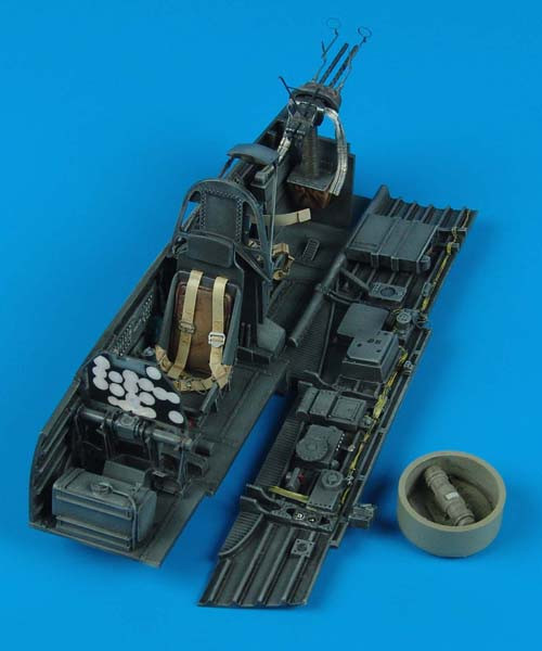 2068  Ju 87D/G Stuka cockpit set