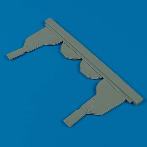 QB32075  Kawasaki Ki 61 Hein undercarriage covers