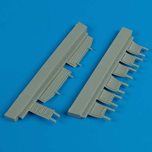QB72305  Ta 154A-1/R1 undercarriage covers