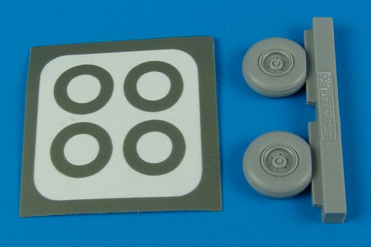 7217  Mi-17 Hip H wheels & paint masks