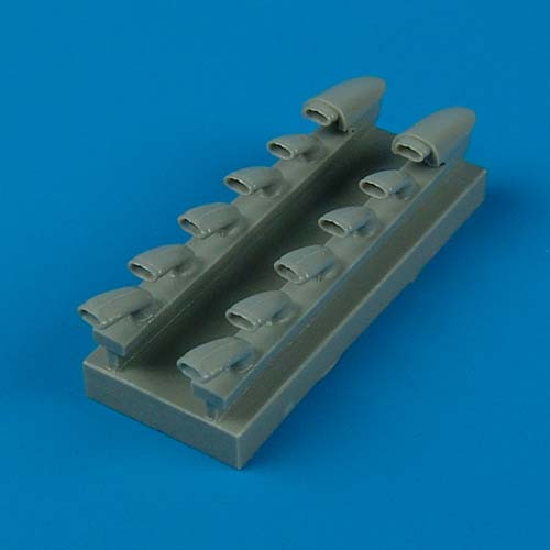 QB32076  Junkers Ju 87D-1/D-3 early exhaust