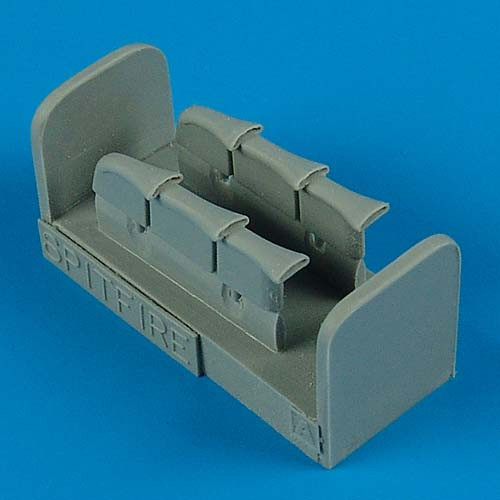 QB48419  Spitfire Mk.I/la/lla exhaust - fishtail