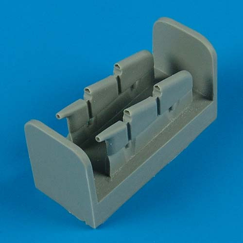 QB48420  Spitfire Mk.I/la/lla exhaust - oval